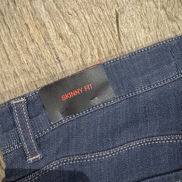 Hugo Boss Men’s 734 Skinny Fit Stretch Jeans. - Picture 6 of 7